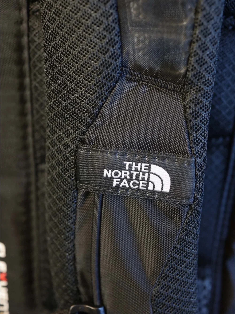 The North Face Router Transit Backpack Gray/Black Zip 15